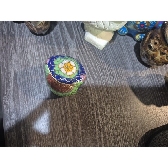 1970's Vintage Owl Trinket Jewelry Ring Box Brass Cloisonne Enamel 2" Tall (C) - Picture 3 of 7